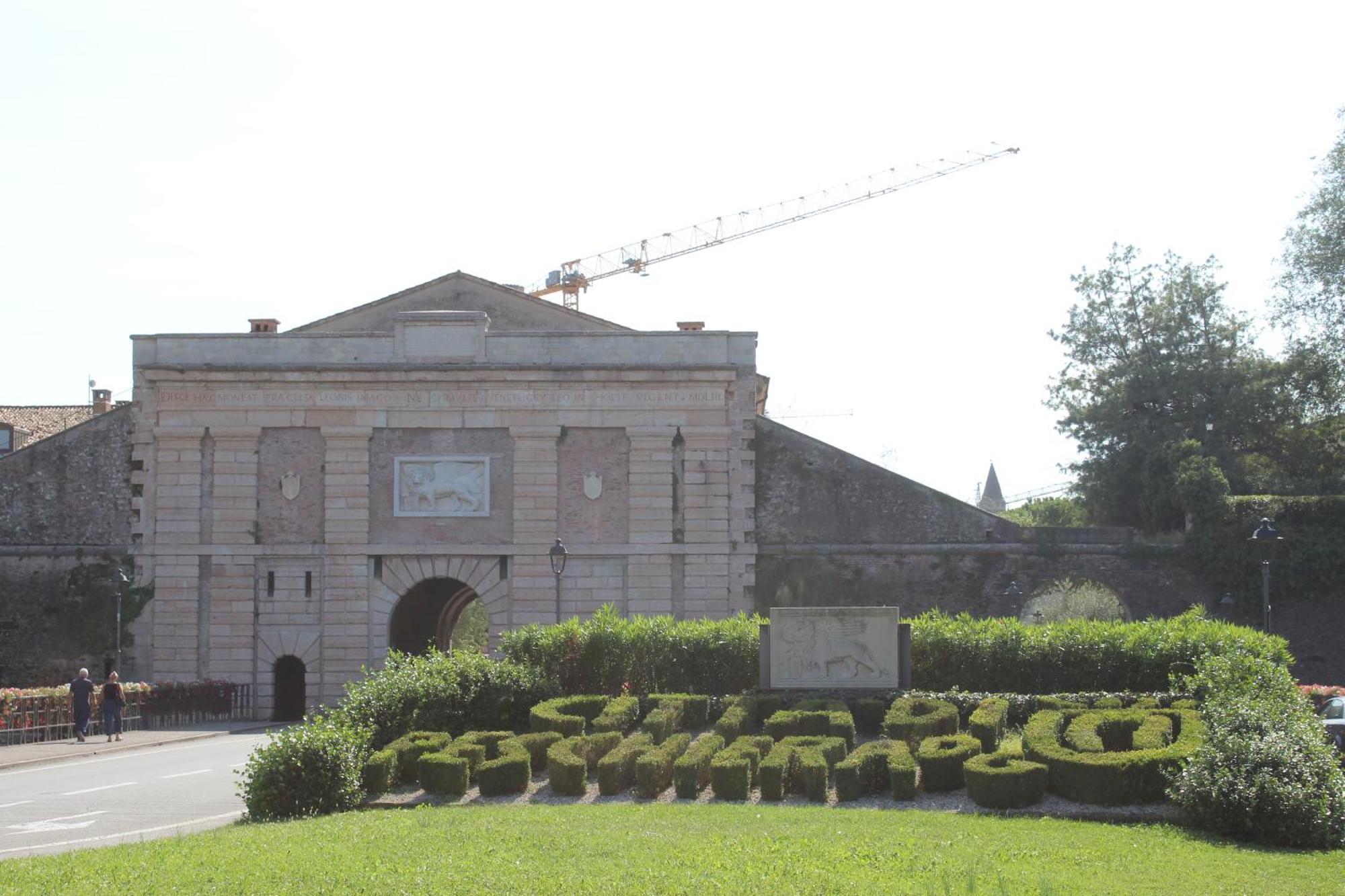 Villa Forte Salvi - Rooms Peschiera del Garda Buitenkant foto