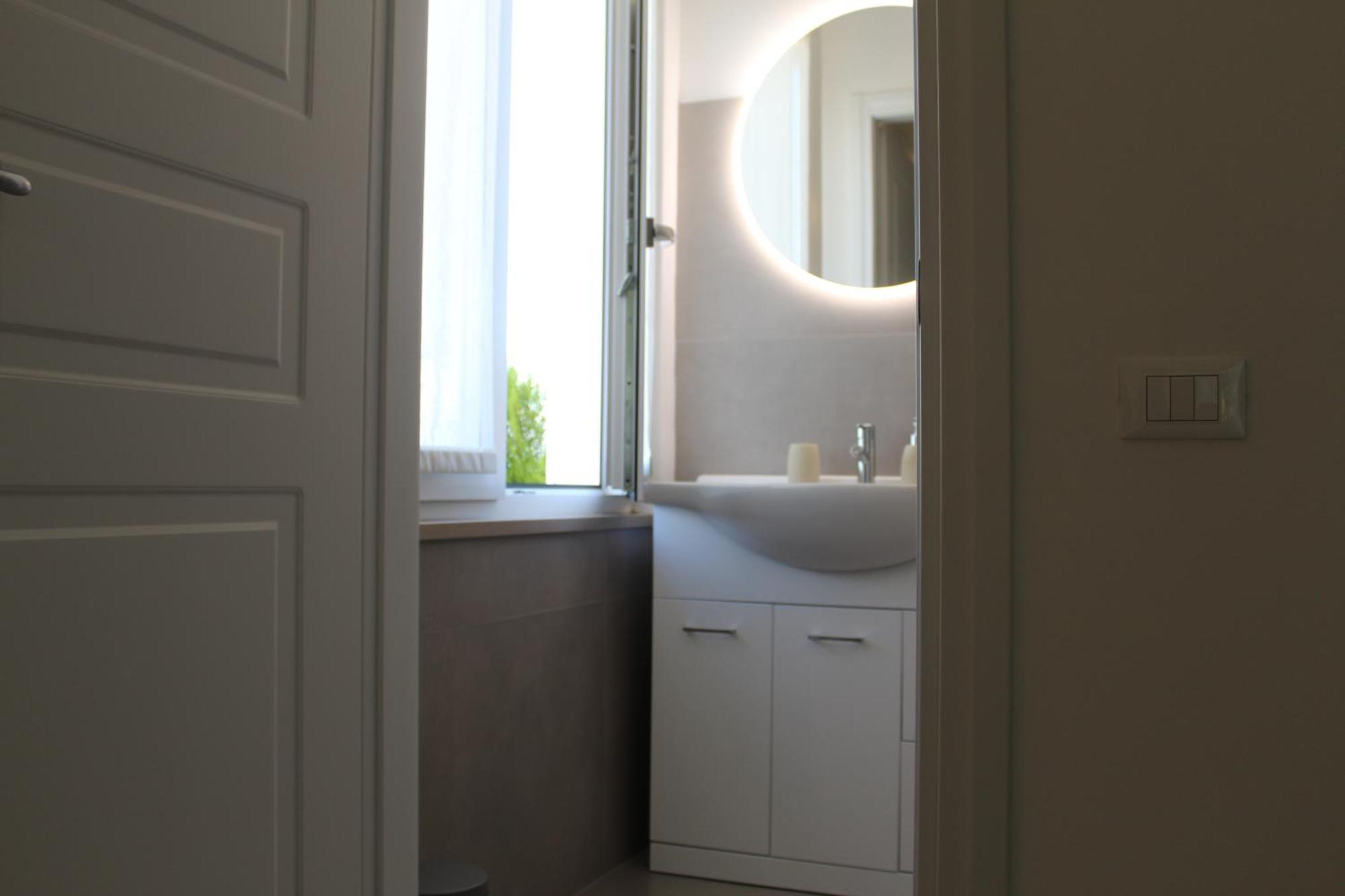 Villa Forte Salvi - Rooms Peschiera del Garda Buitenkant foto